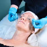 XO8 Glow Recovery Neck Mask